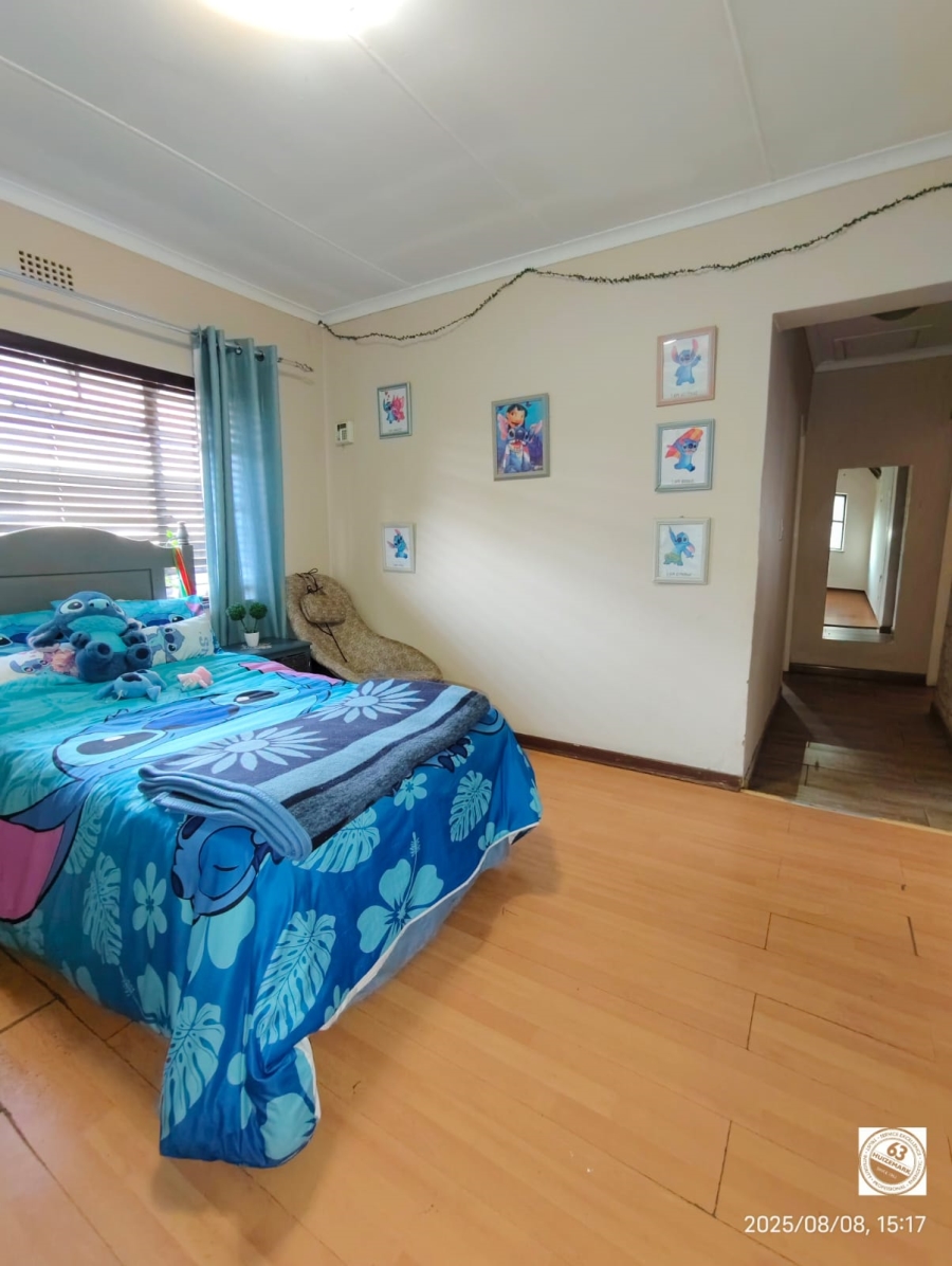 4 Bedroom Property for Sale in Vaalpark Free State